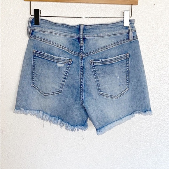 Dip Juniors Light Wash Distressed Jean Shorts - Picture 4 of 7